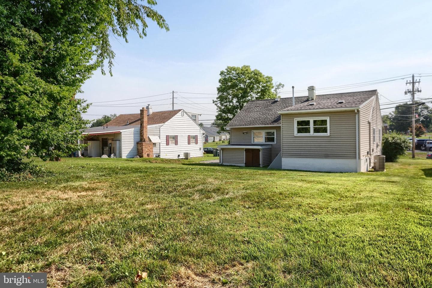 204 S Locust Street photo 27