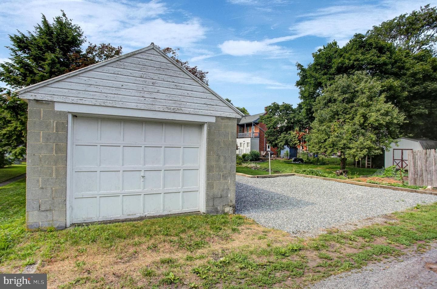 139 A St photo 21