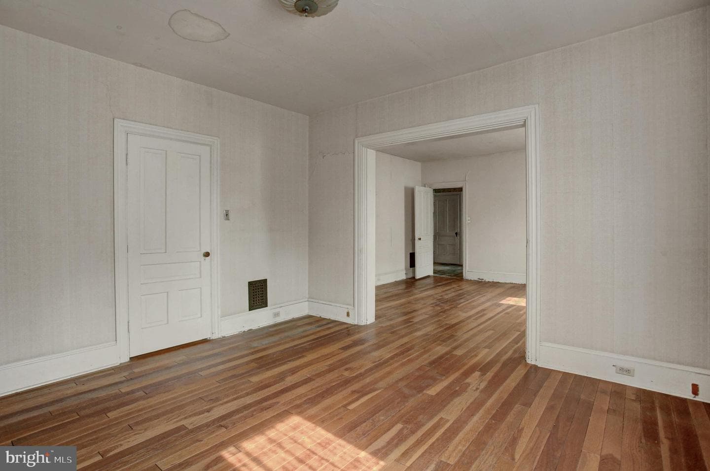 139 A St photo 7