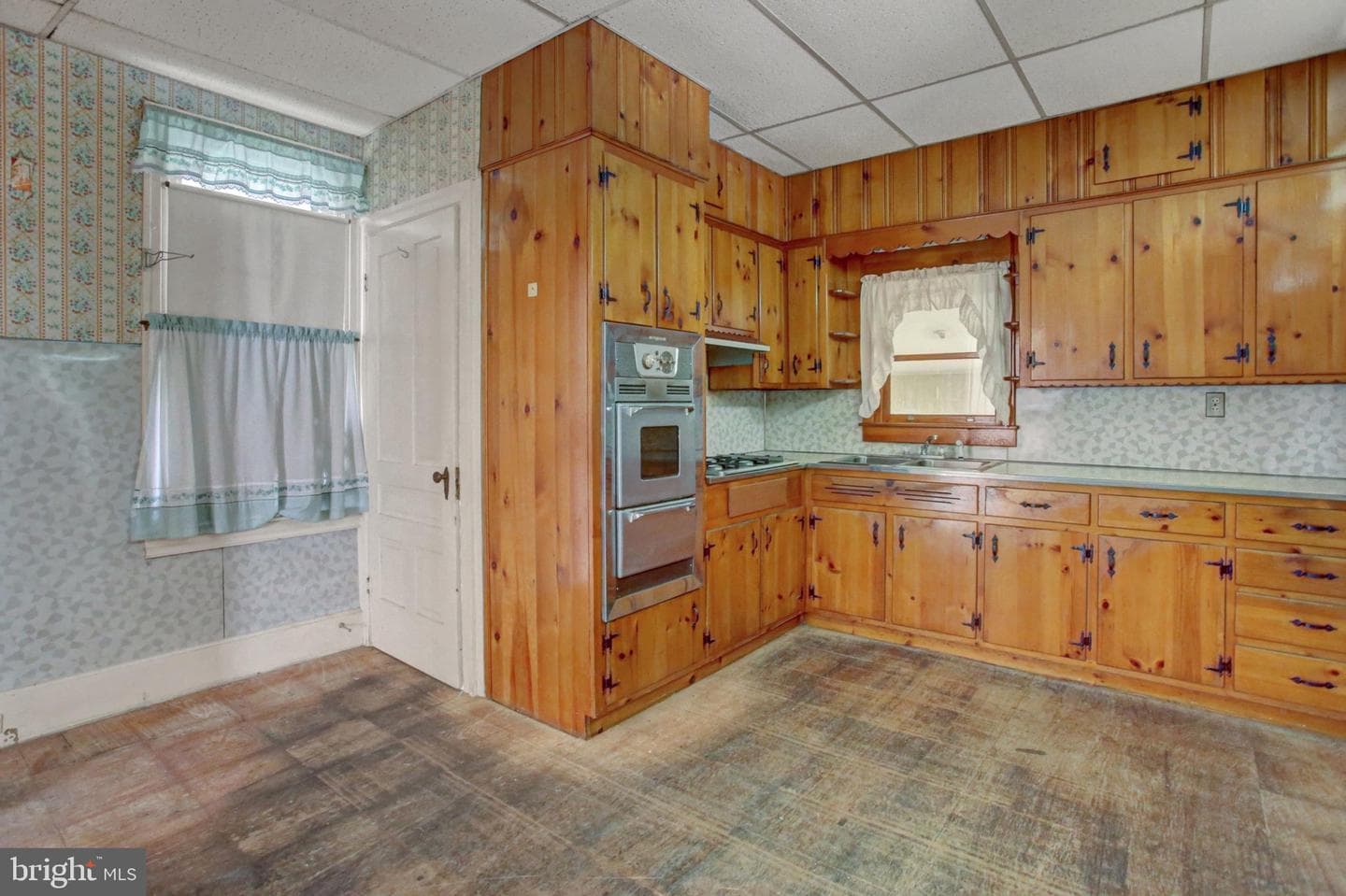 139 A St photo 8