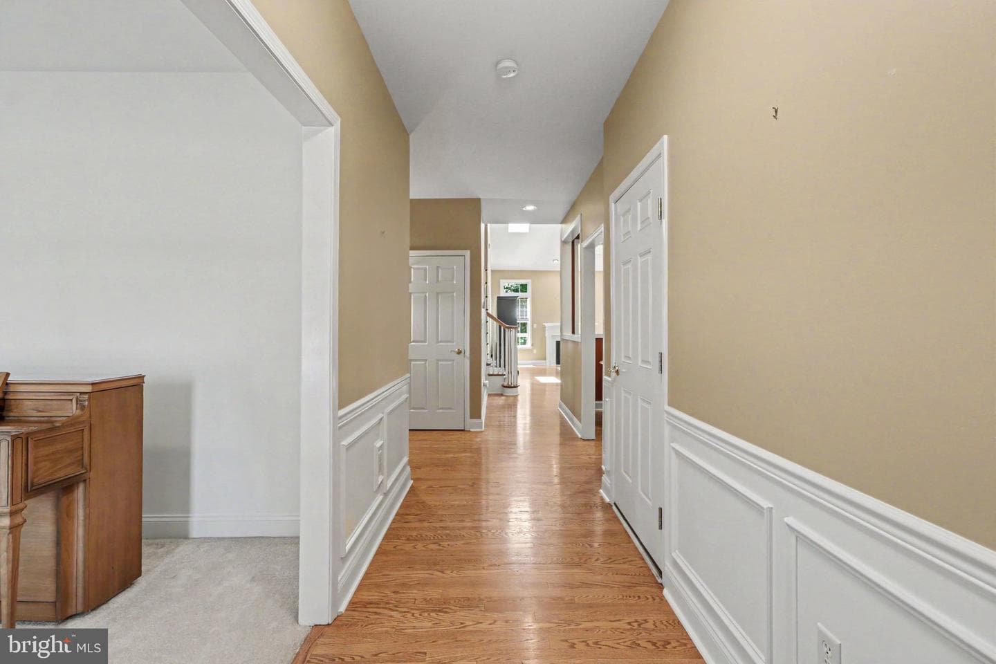 1530 Amherst Court photo 3