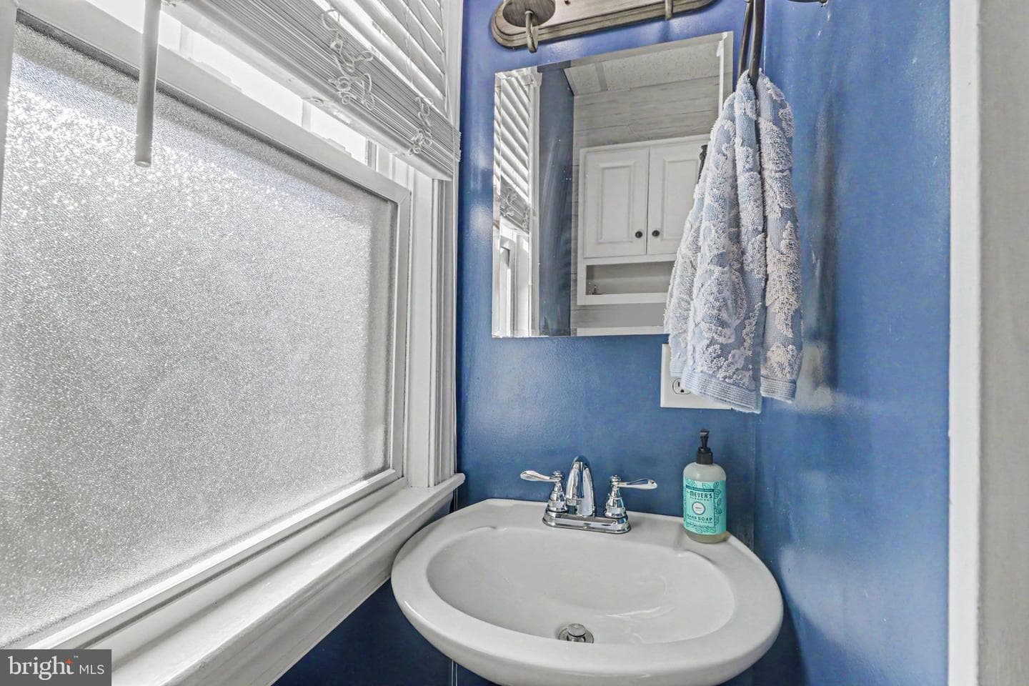 289 Clark Street photo 15