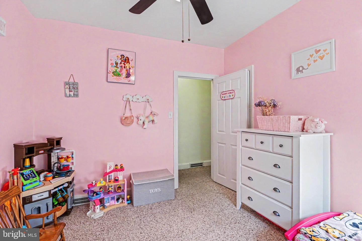 289 Clark Street photo 20