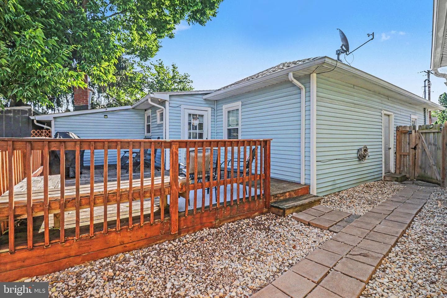 289 Clark Street photo 25