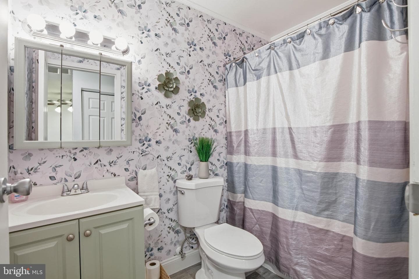 58 Drexel Place photo 23