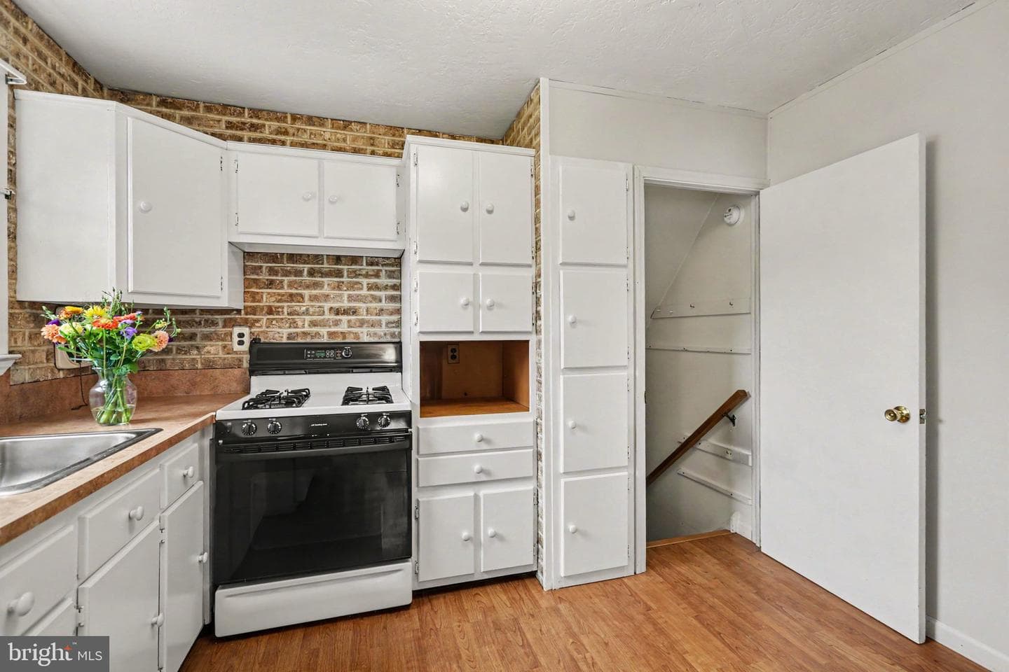 127 Henry Road photo 10