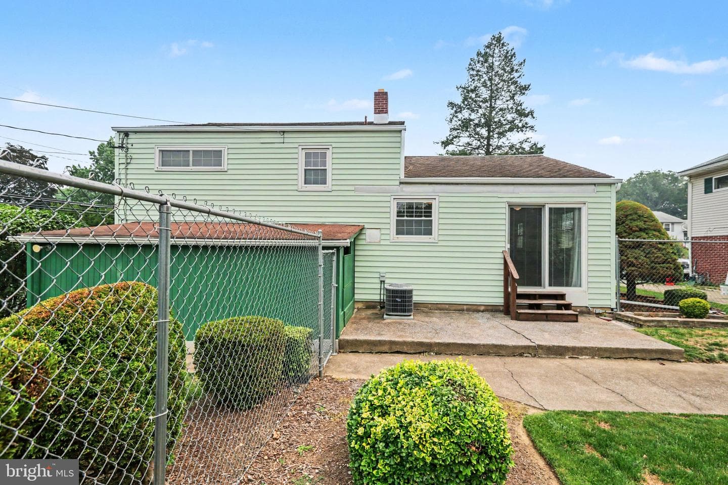 127 Henry Road photo 30