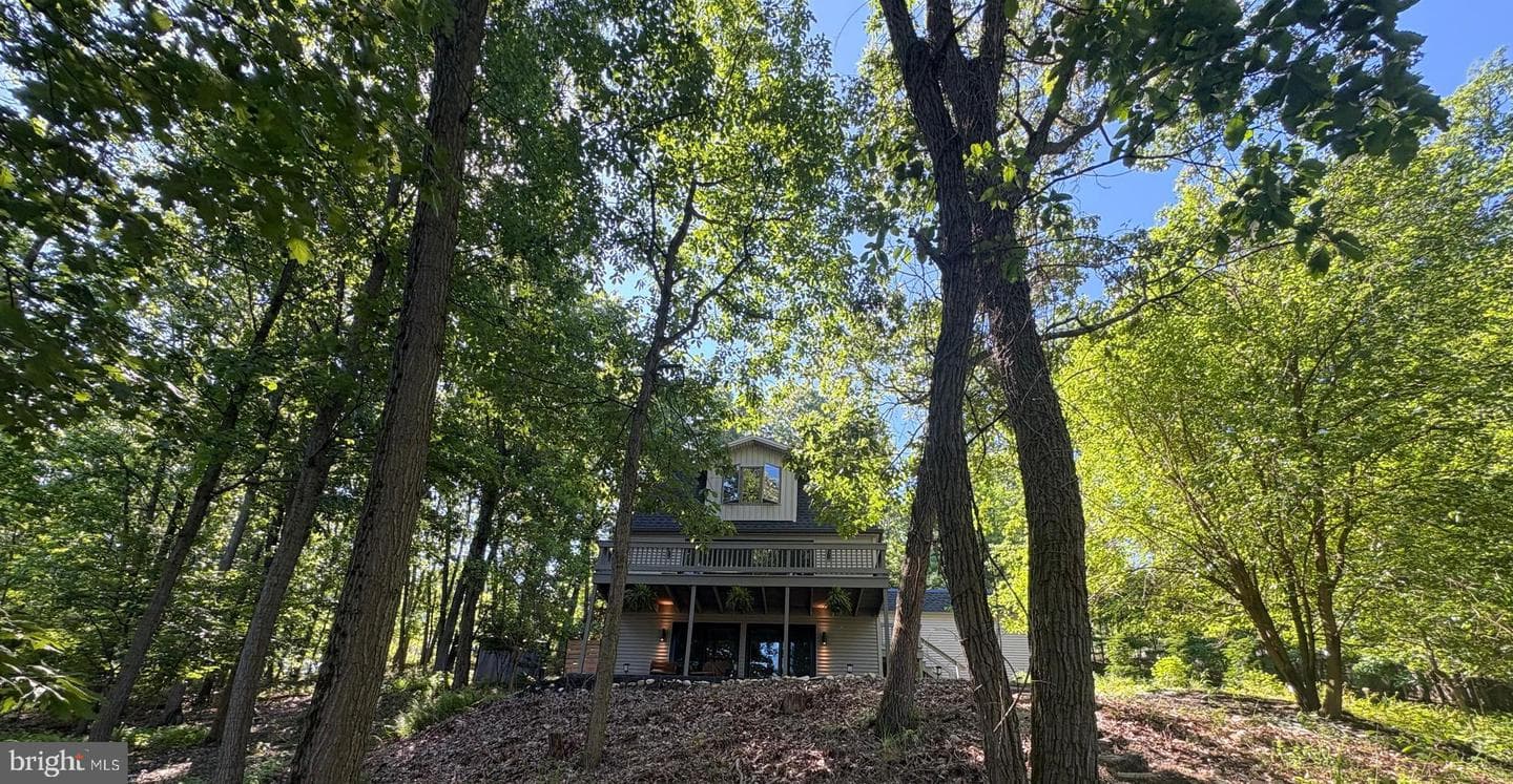 1323 Swope Drive photo 2