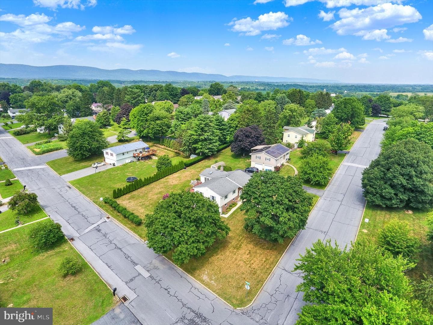 61 Sheraton Drive photo 48