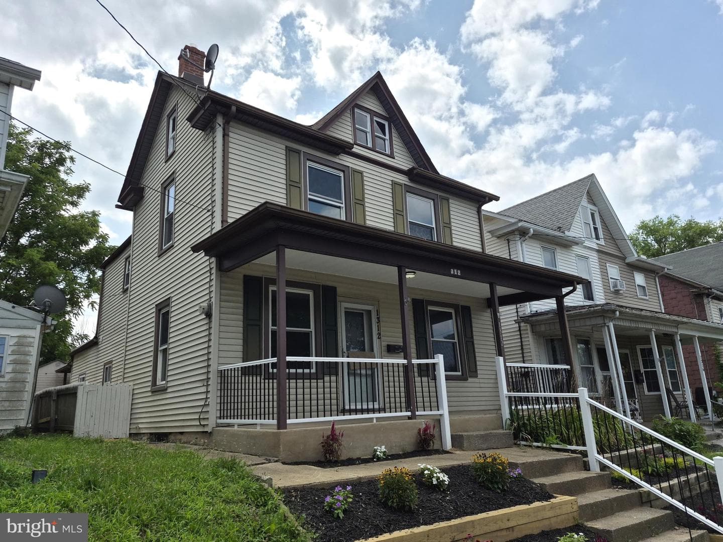 1312 4th Street, Enola