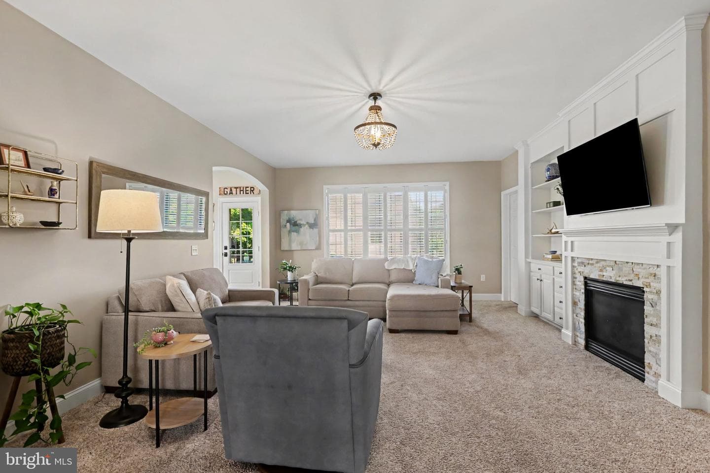 1095 Newbold Lane photo 4