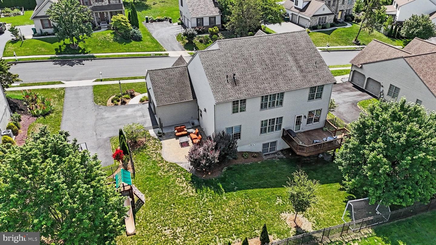 1095 Newbold Lane photo 43