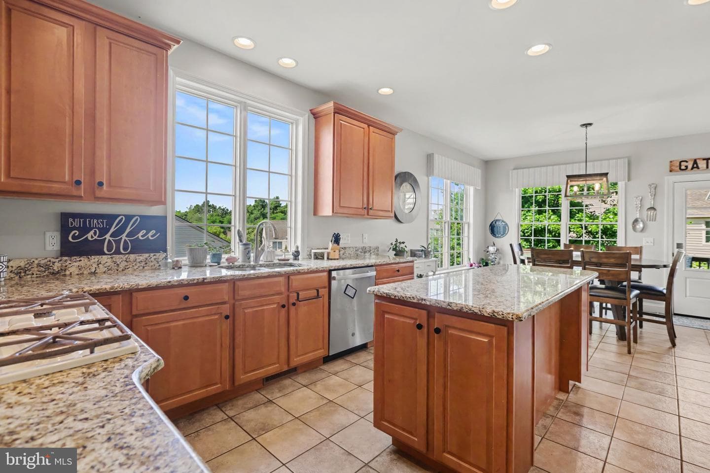 1095 Newbold Lane photo 9