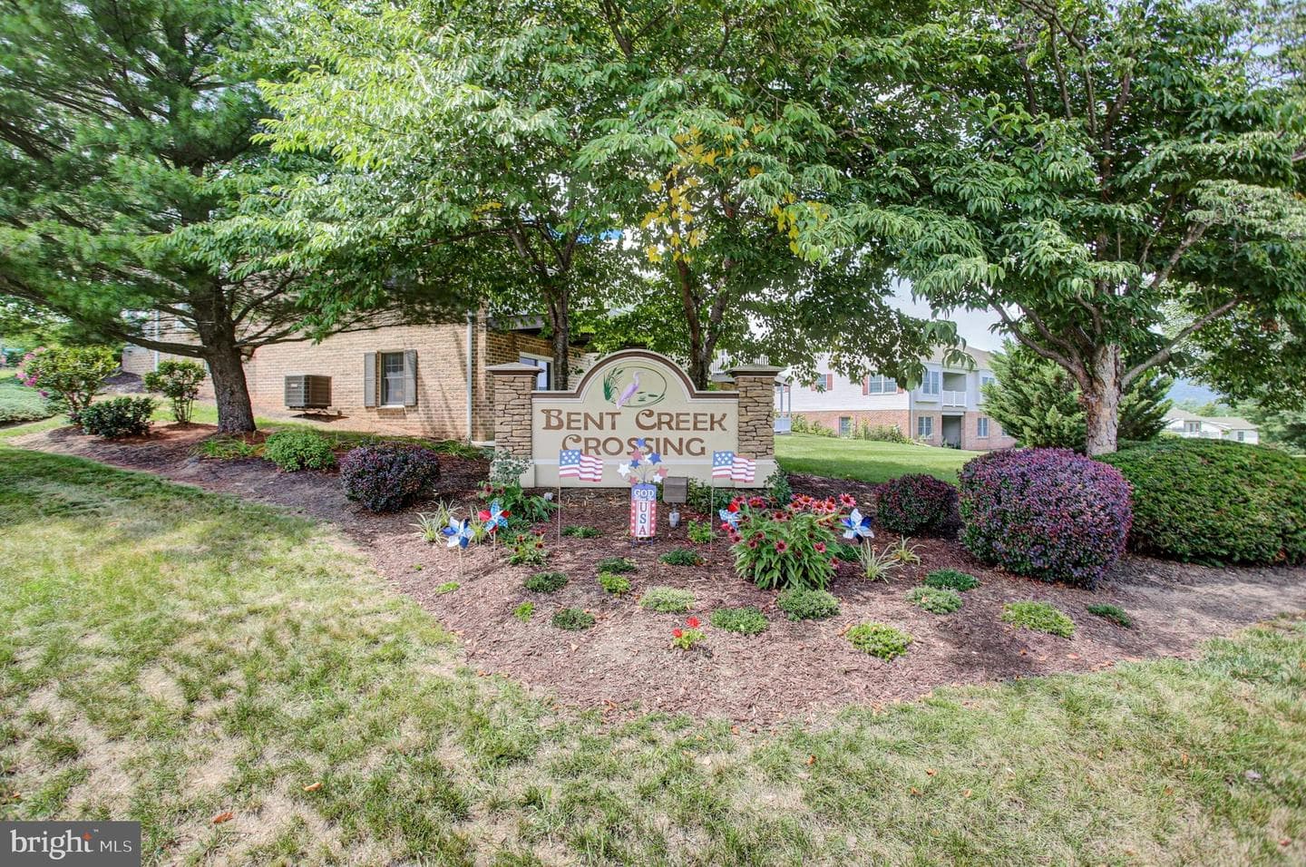 2 Redbud Drive photo 30