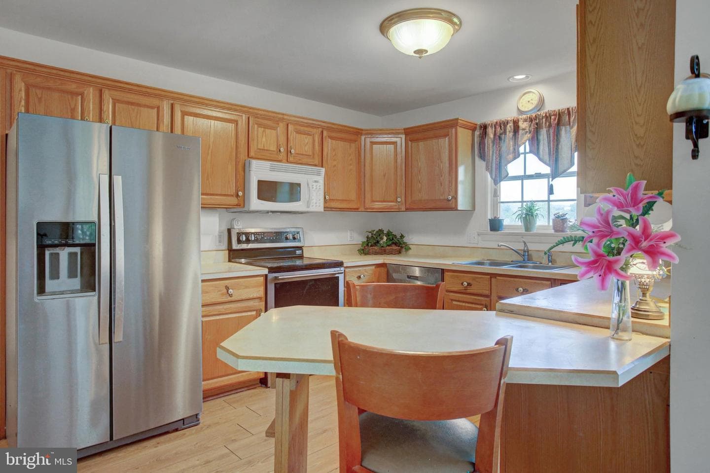 2 Redbud Drive photo 6