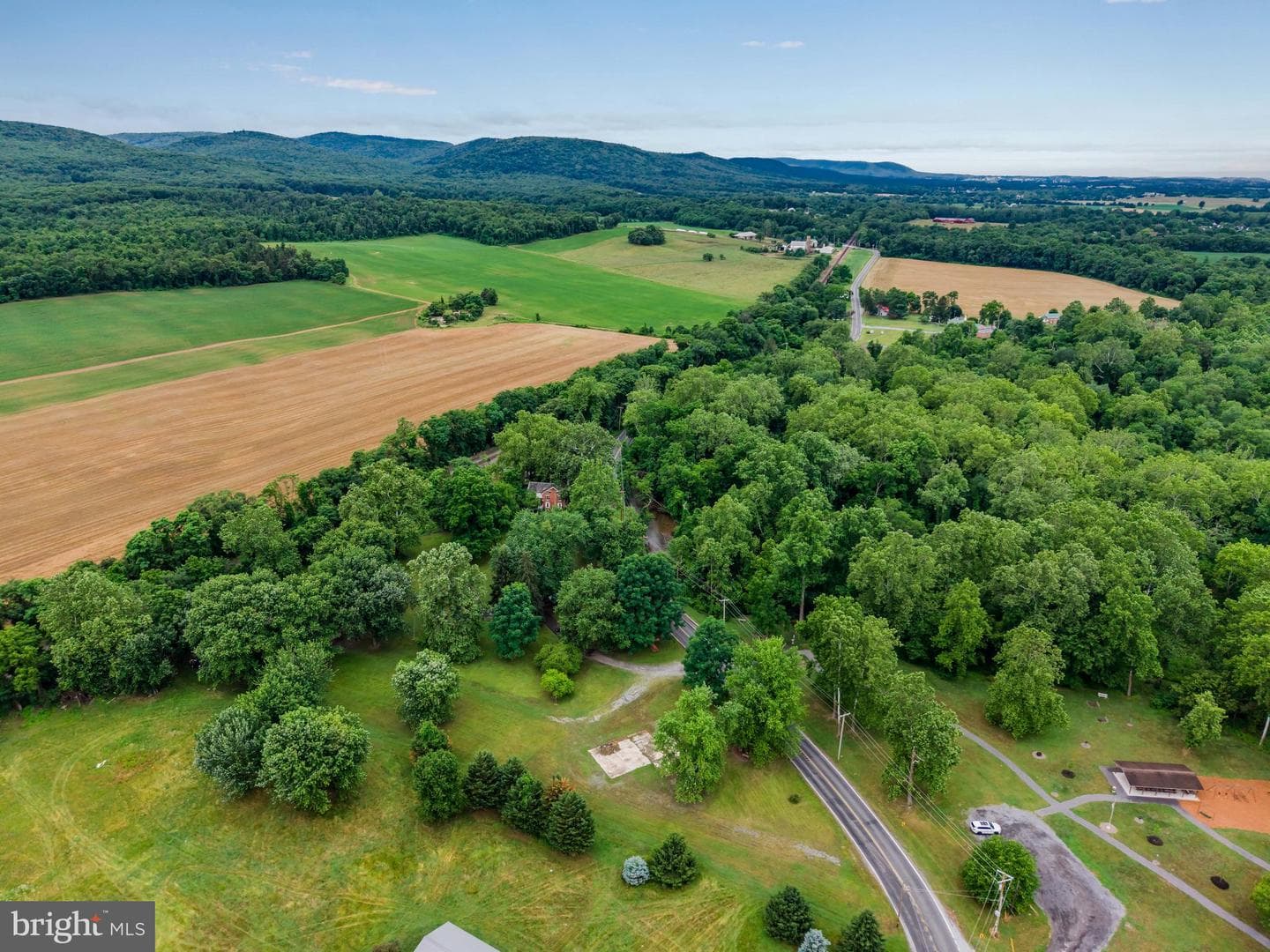 532 Pine Road photo 25