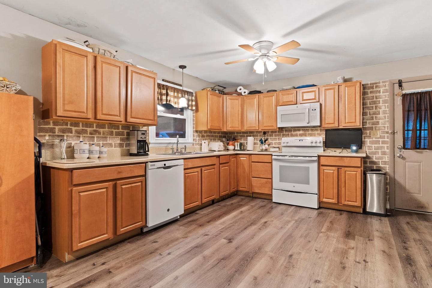 532 Pine Road photo 5