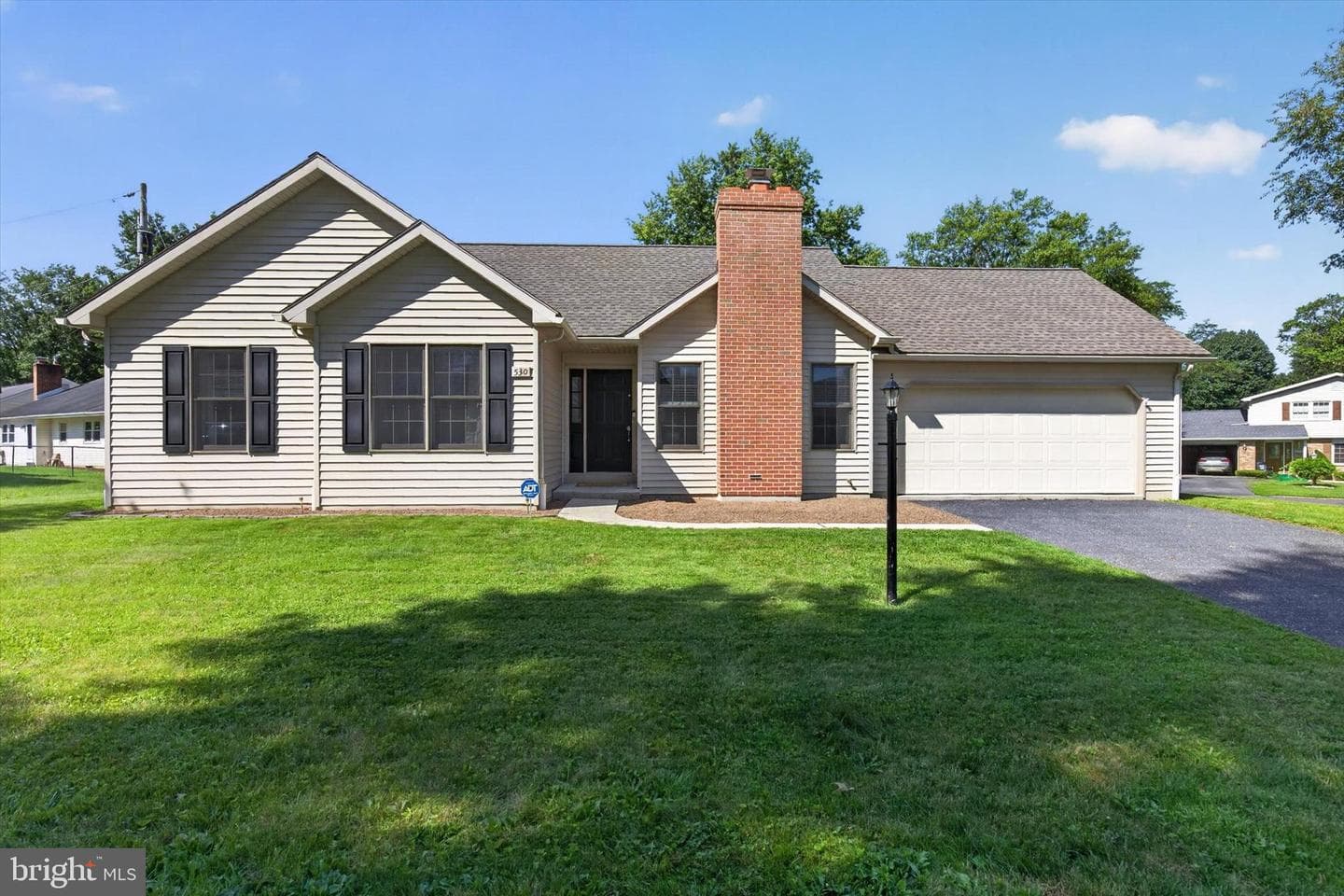 530 Fairway Drive photo 1