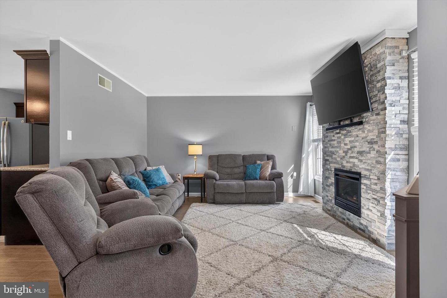 530 Fairway Drive photo 6