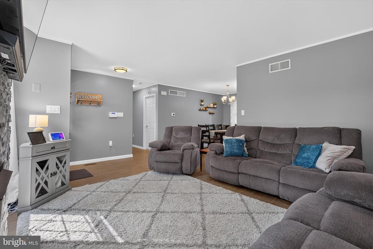 530 Fairway Drive photo 8