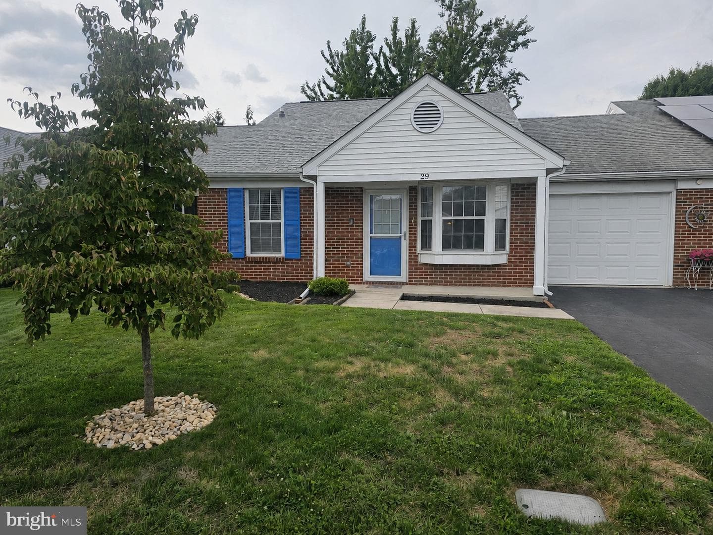 29 Westfields Drive photo 1