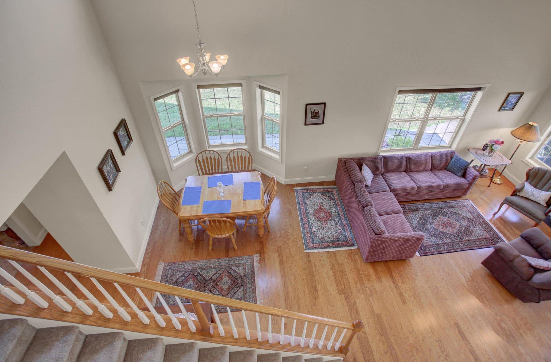 732 Gladstone Court photo 29
