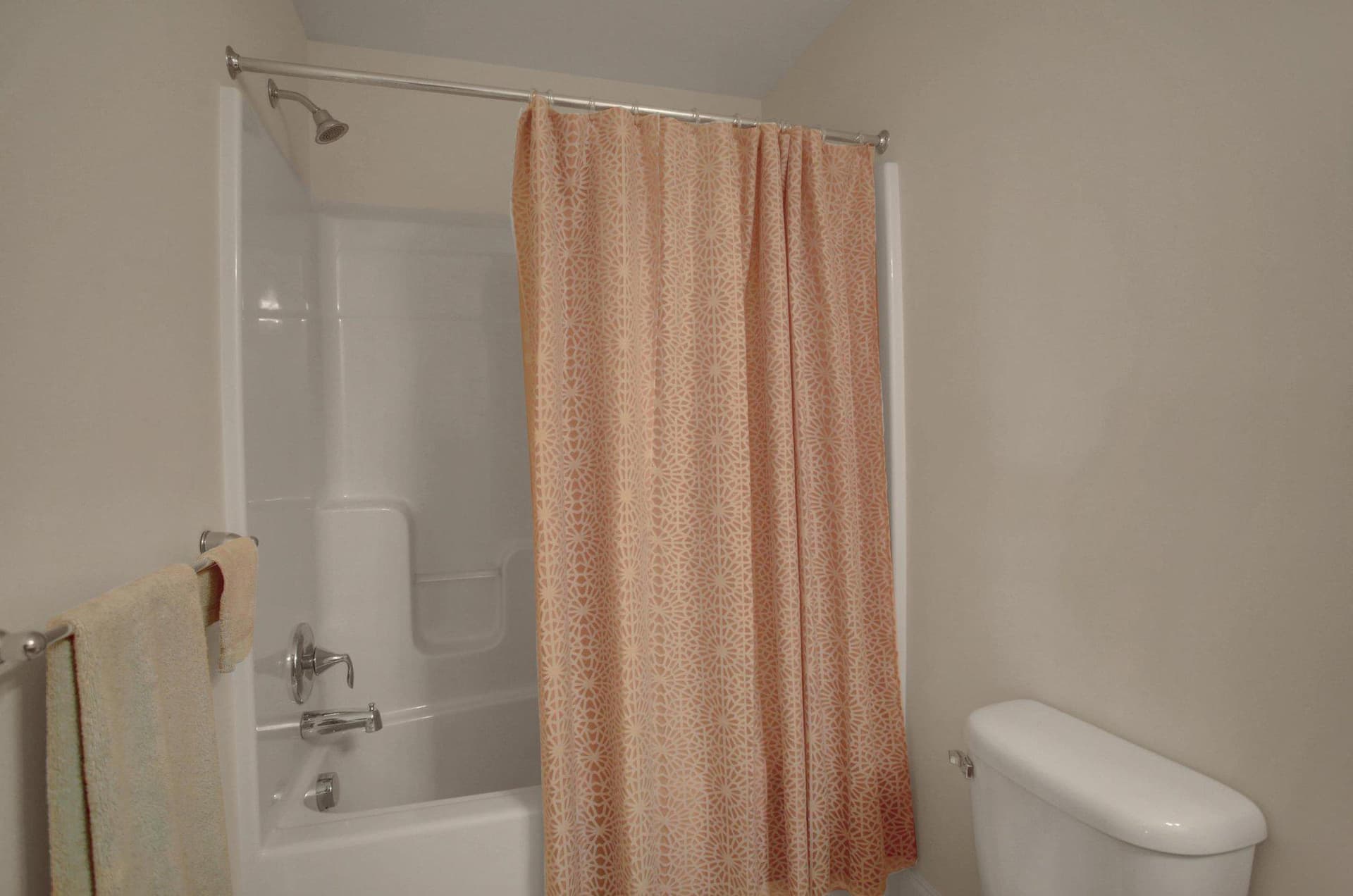 732 Gladstone Court photo 32