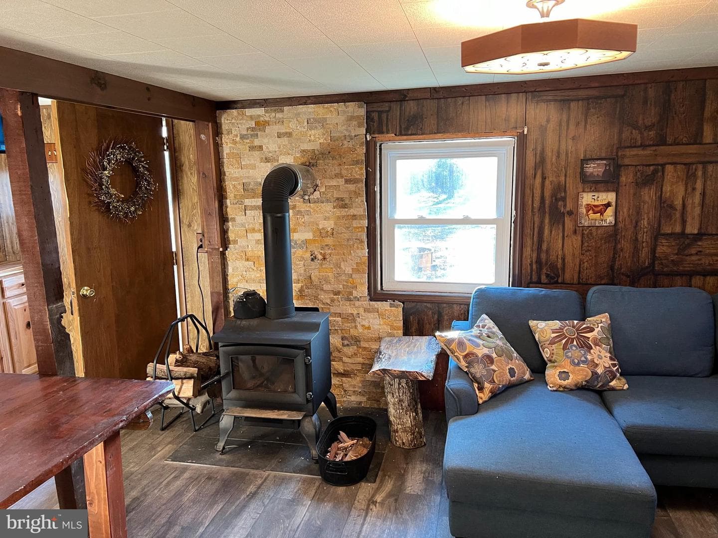 21 Hunting Lane photo 10