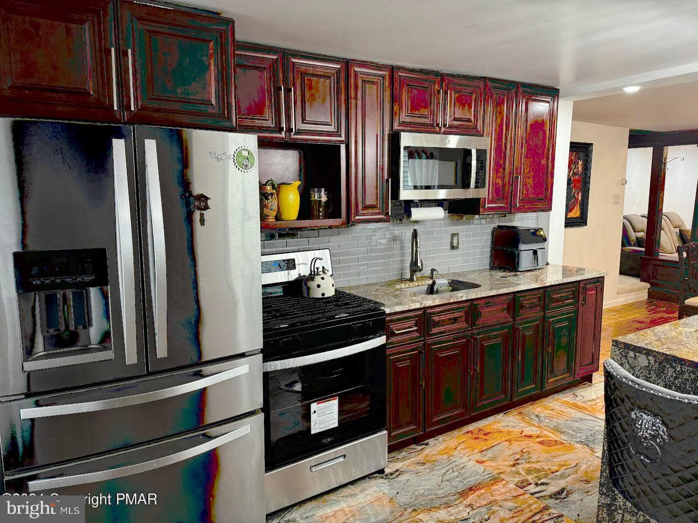 114 E Ludlow Street photo 10