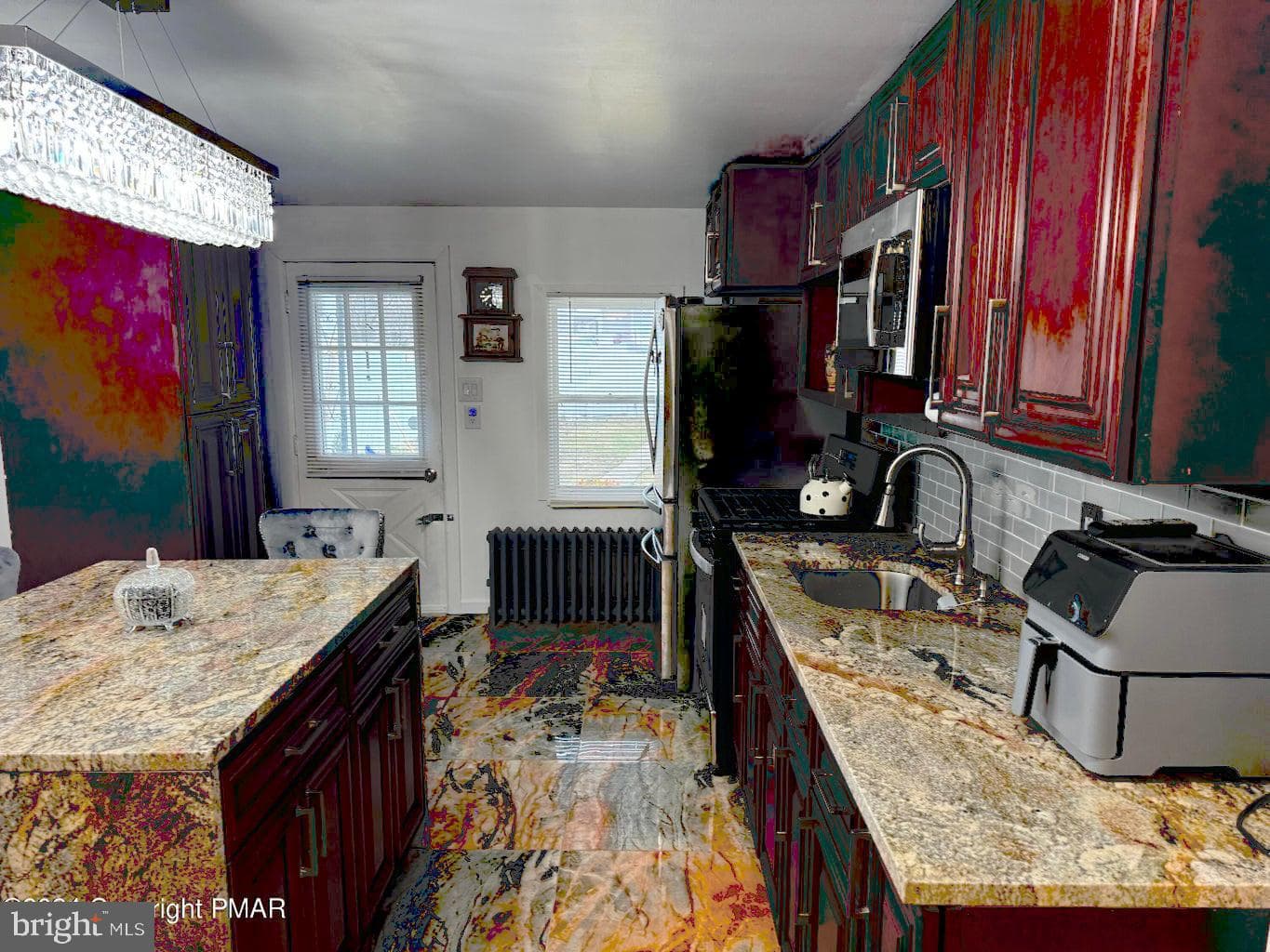 114 E Ludlow Street photo 11