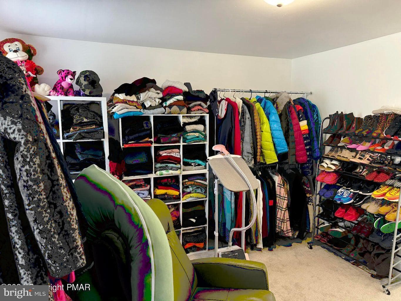 114 E Ludlow Street photo 20