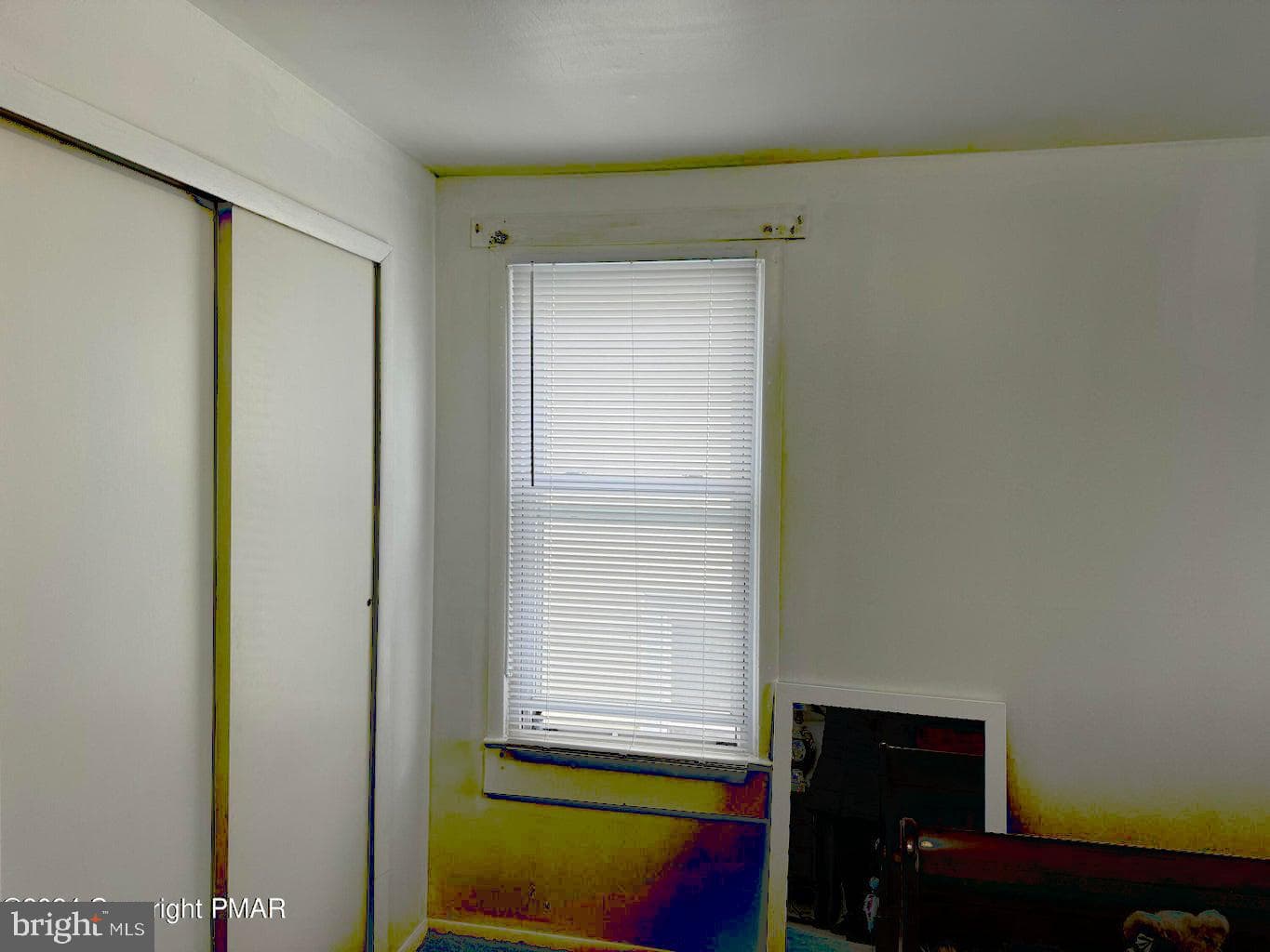114 E Ludlow Street photo 24