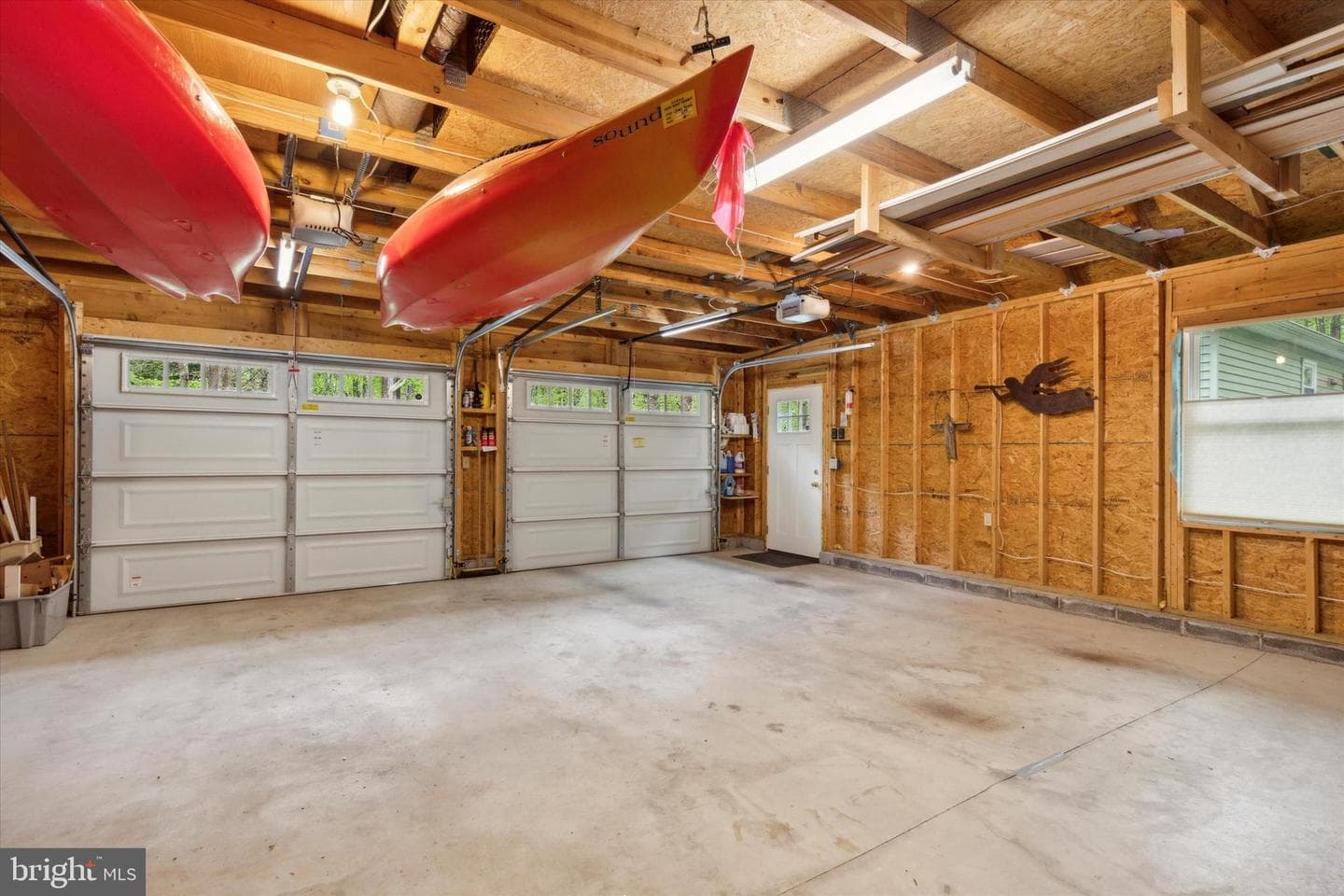 16 Spencer Lane photo 32
