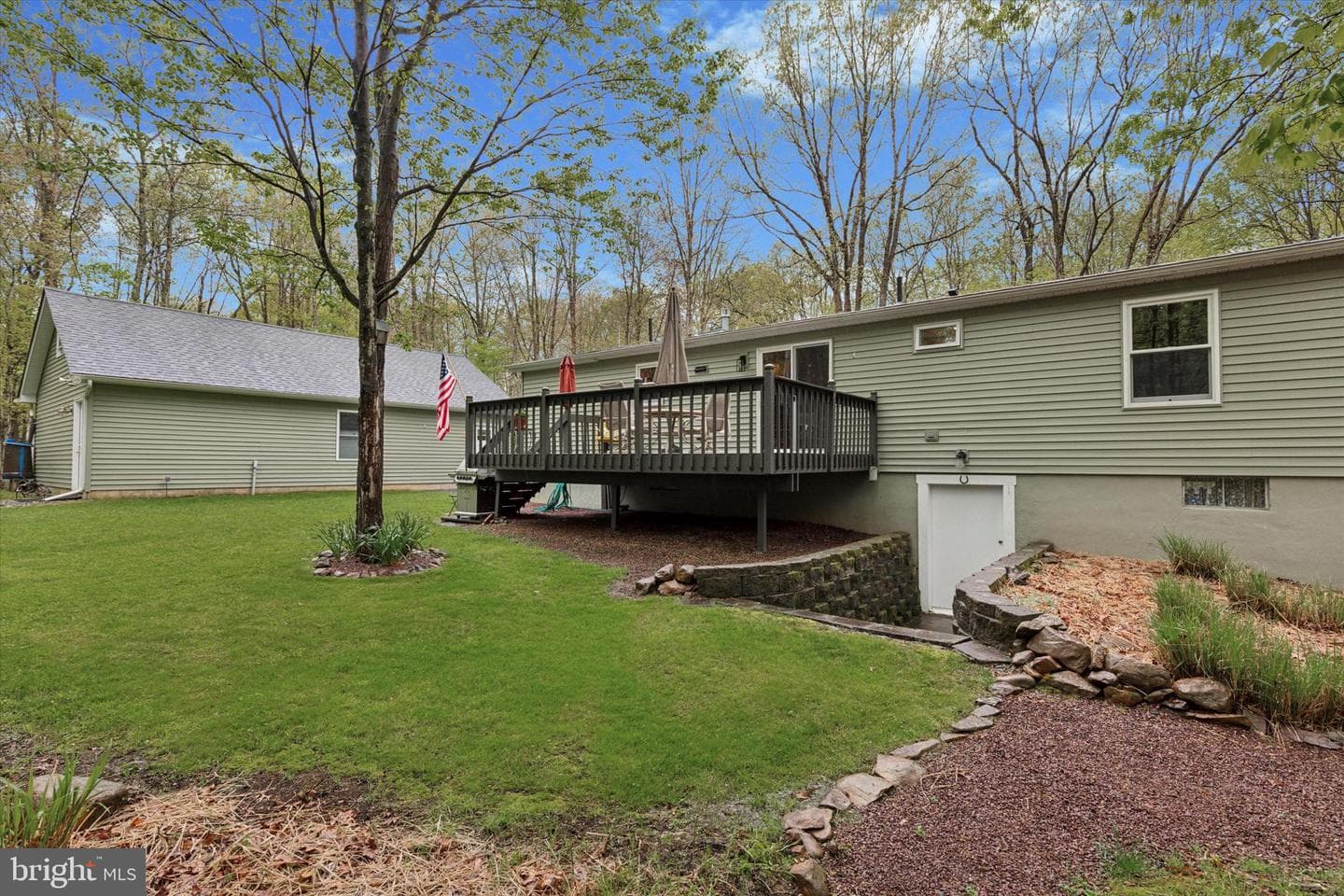 16 Spencer Lane photo 39