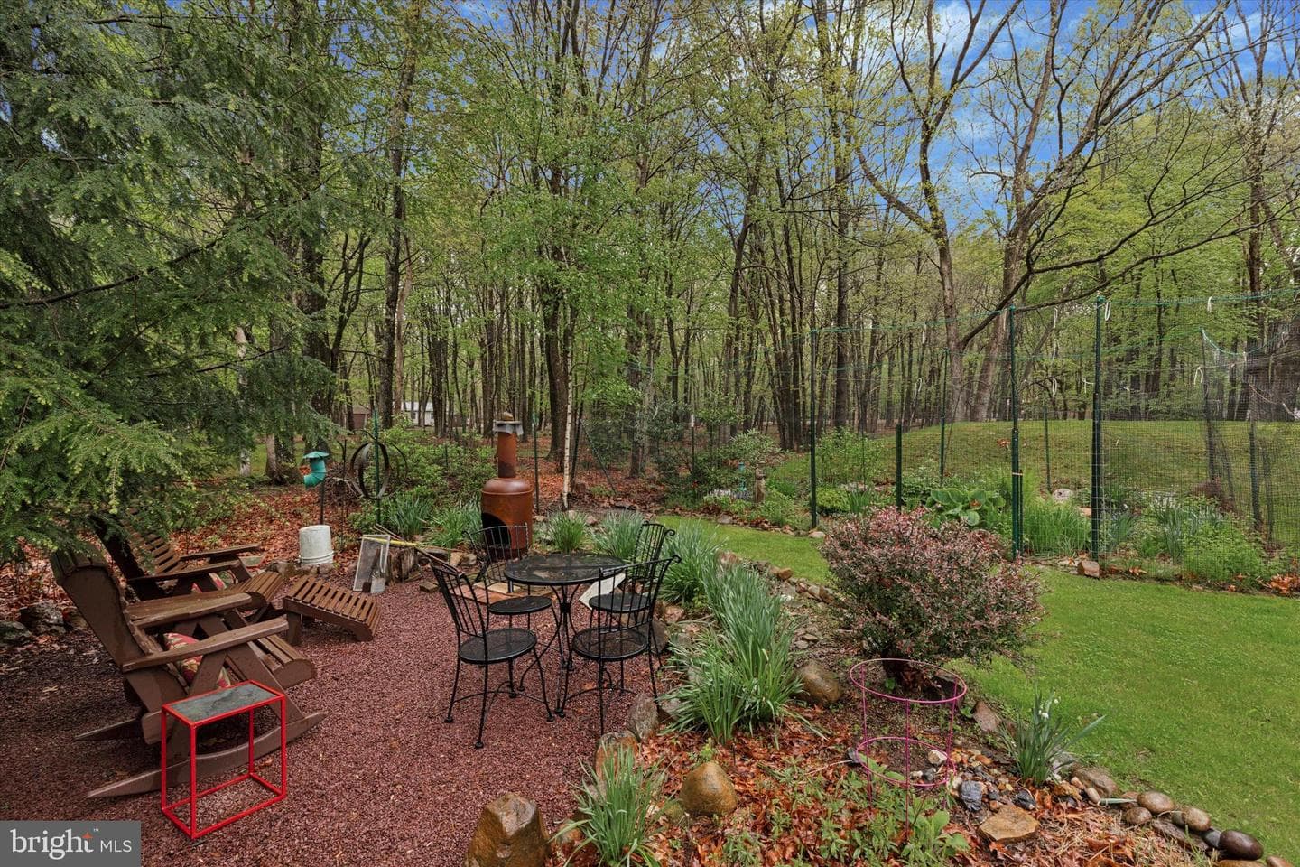 16 Spencer Lane photo 42