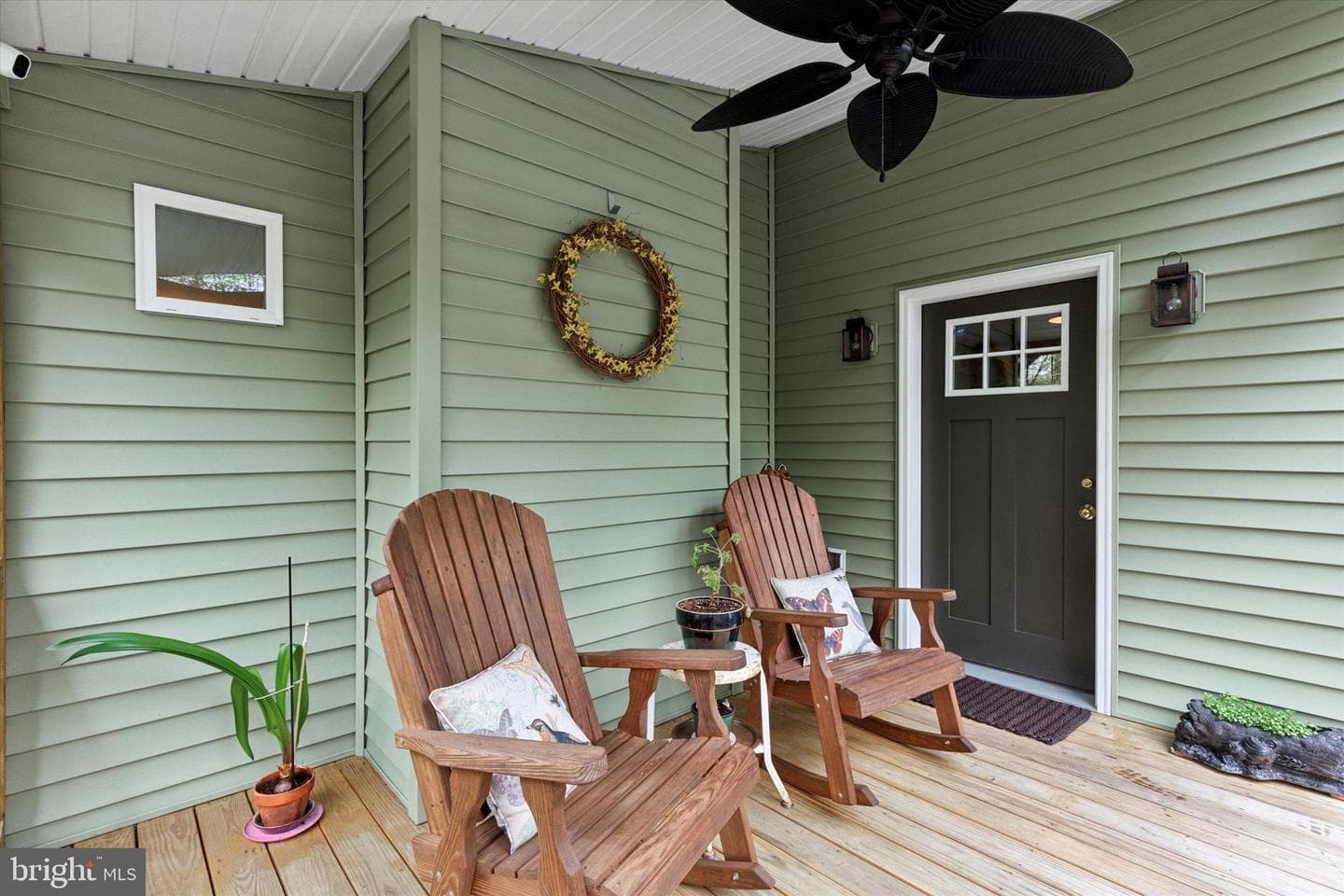 16 Spencer Lane photo 6