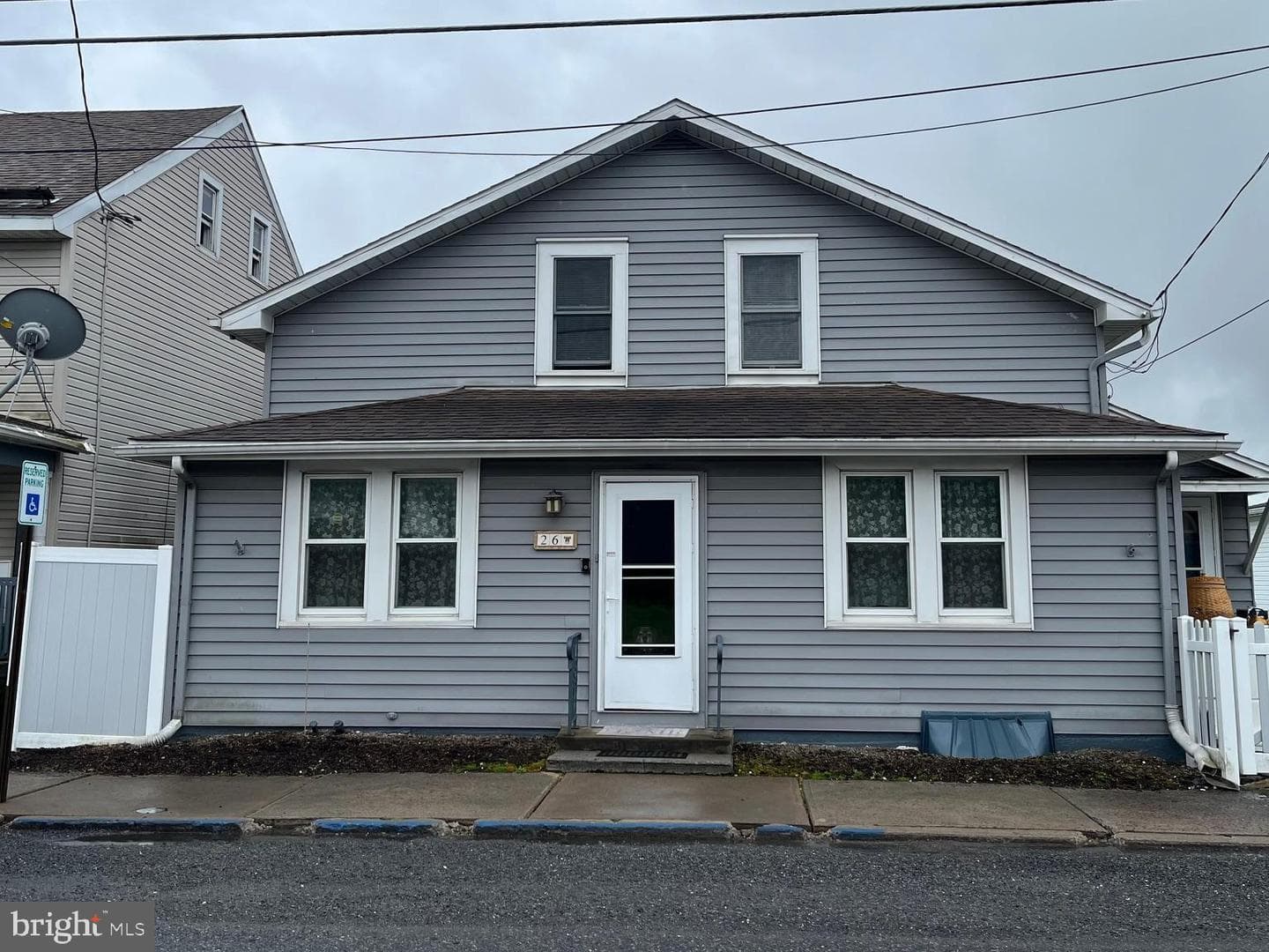 26 Oak Street