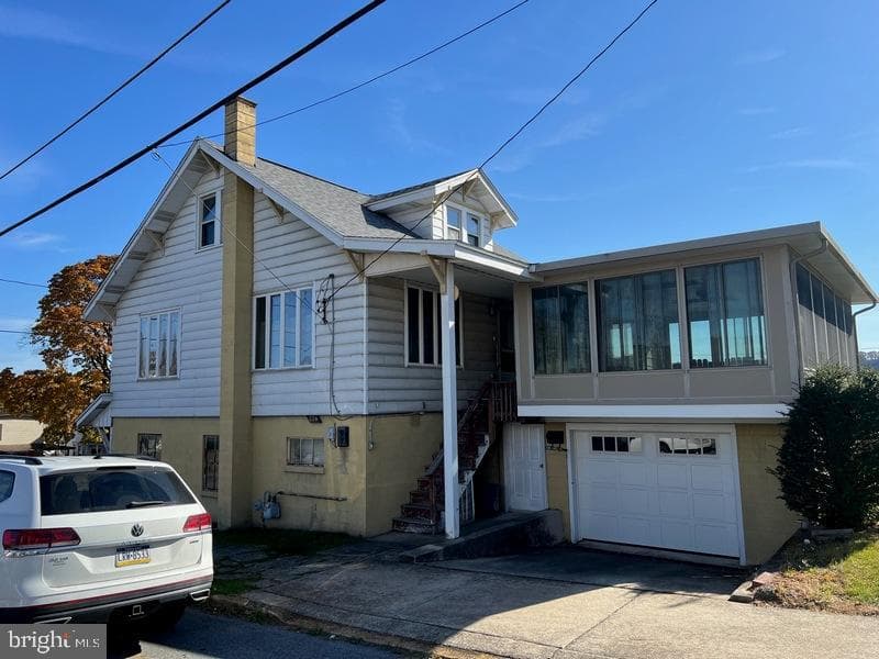 226 Coal Street photo 3