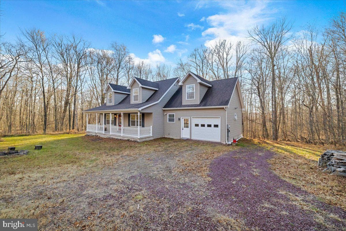 91 Spring Hill Road photo 2