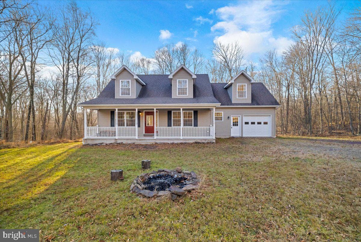 91 Spring Hill Road photo 3