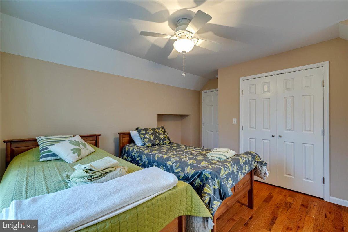 91 Spring Hill Road photo 31