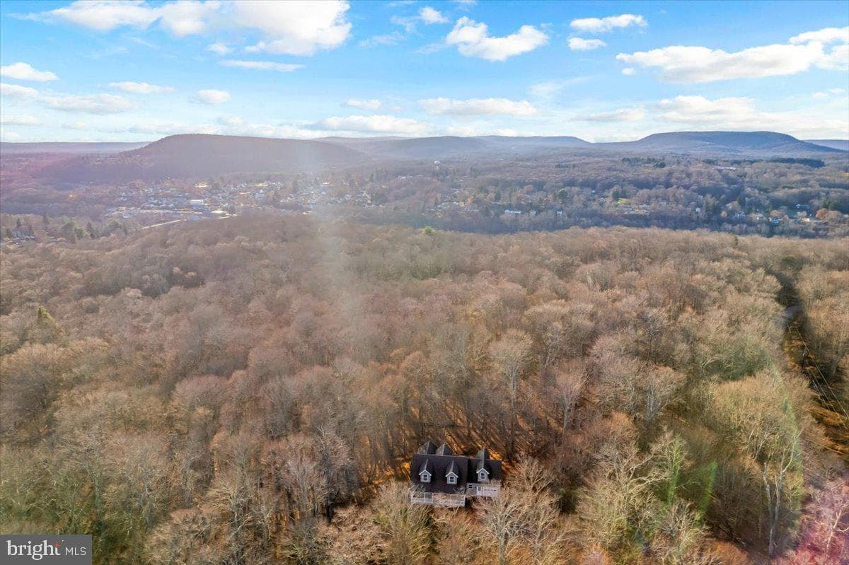 91 Spring Hill Road photo 38