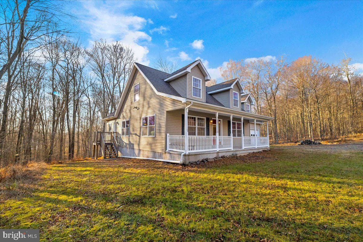 91 Spring Hill Road photo 4