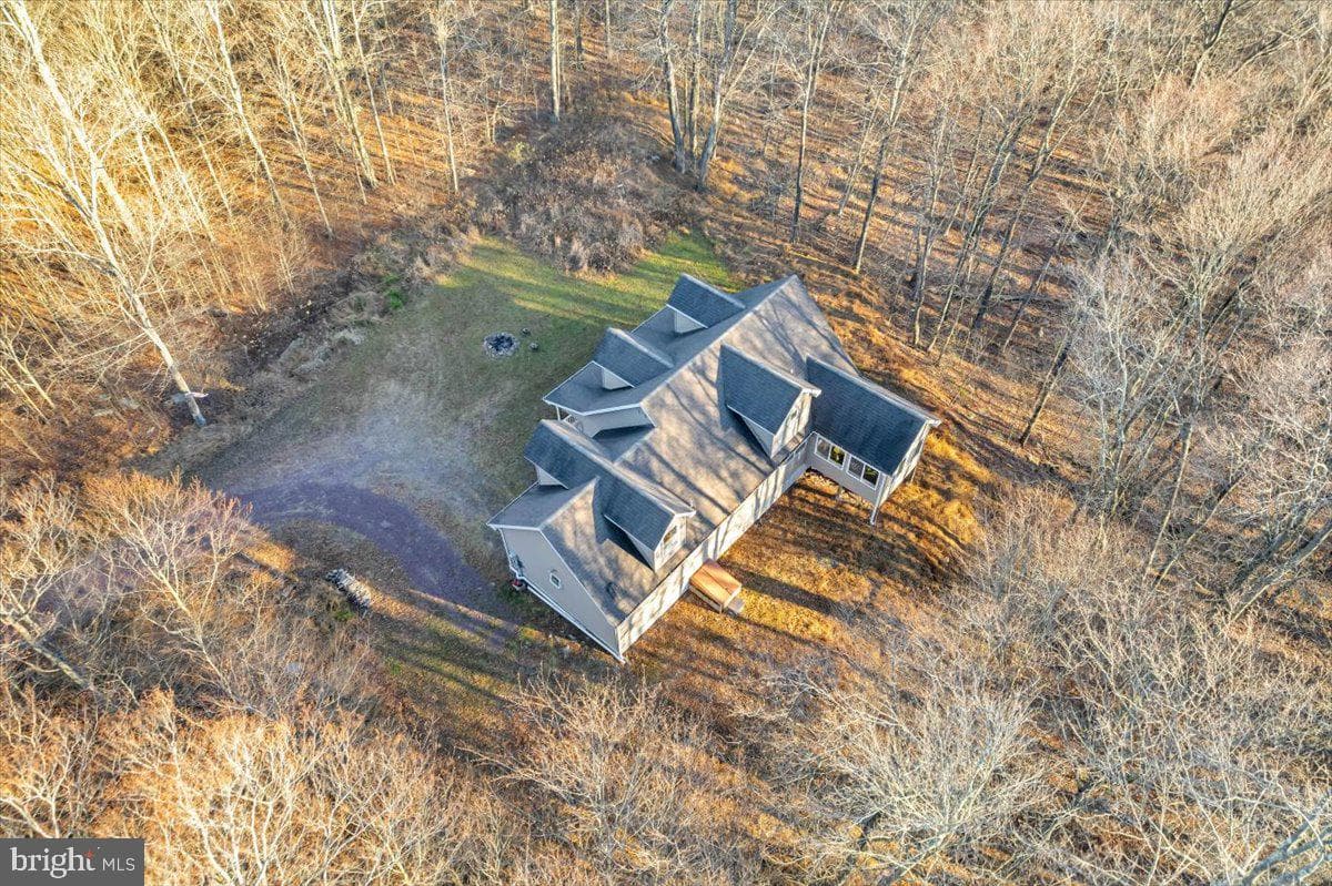 91 Spring Hill Road photo 42