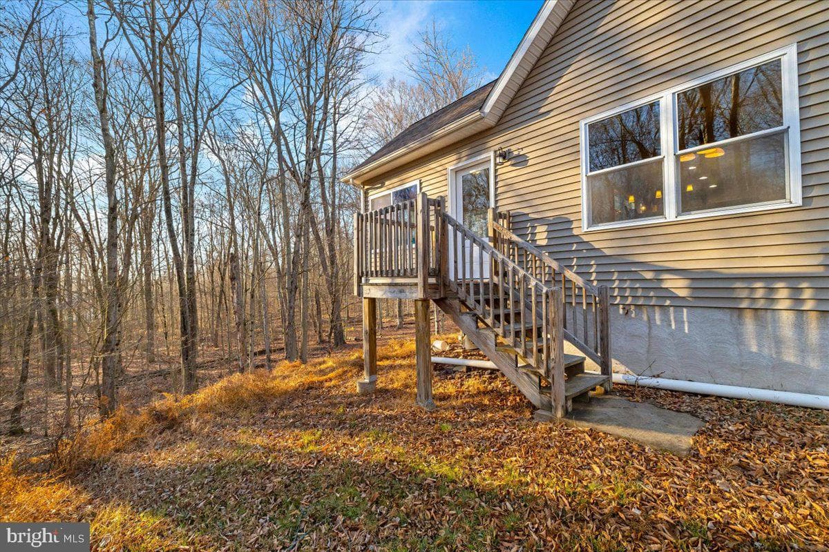 91 Spring Hill Road photo 5