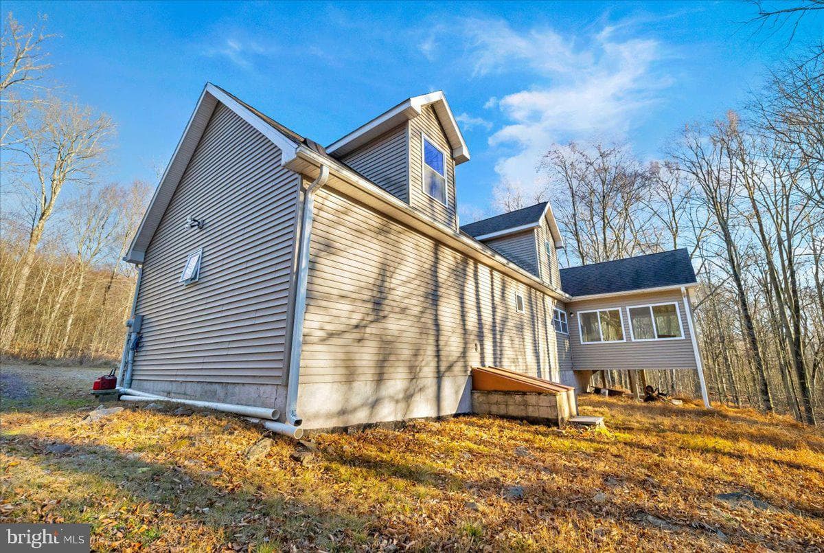 91 Spring Hill Road photo 6
