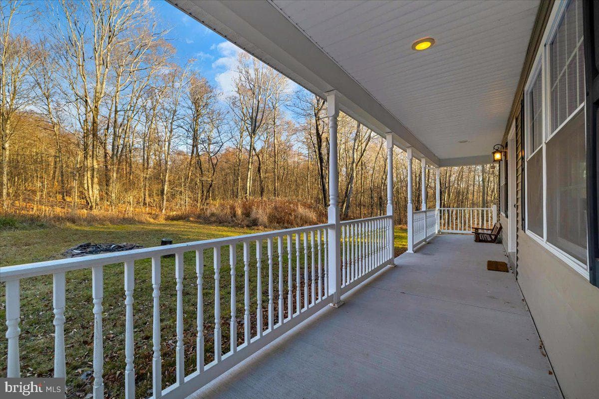 91 Spring Hill Road photo 7