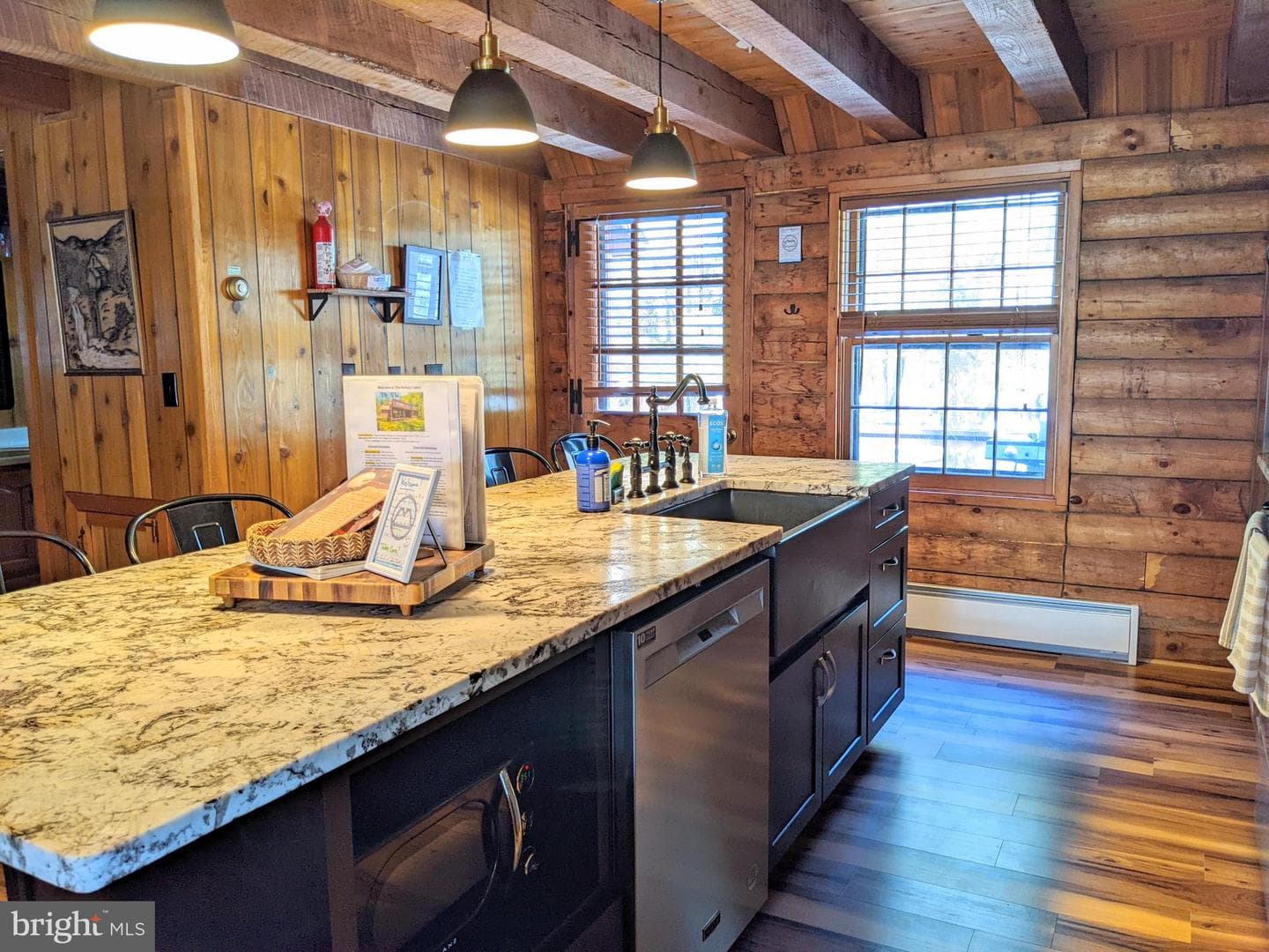 58 Hickory Road photo 9