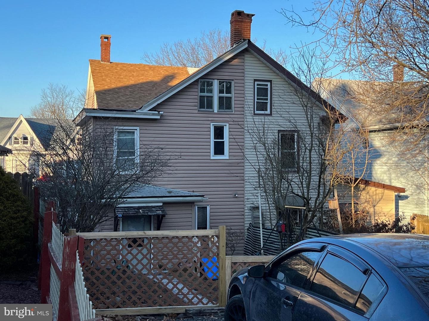 95 Center Avenue photo 2