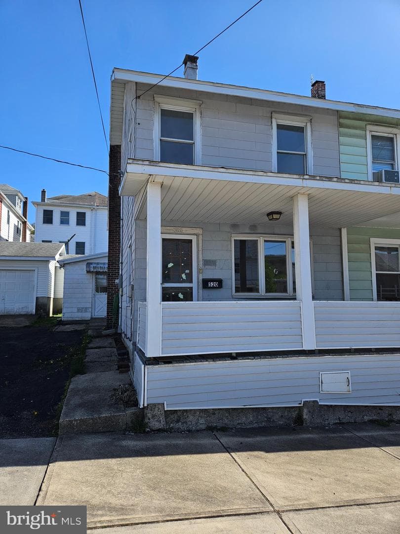 520 E Patterson Street photo 1